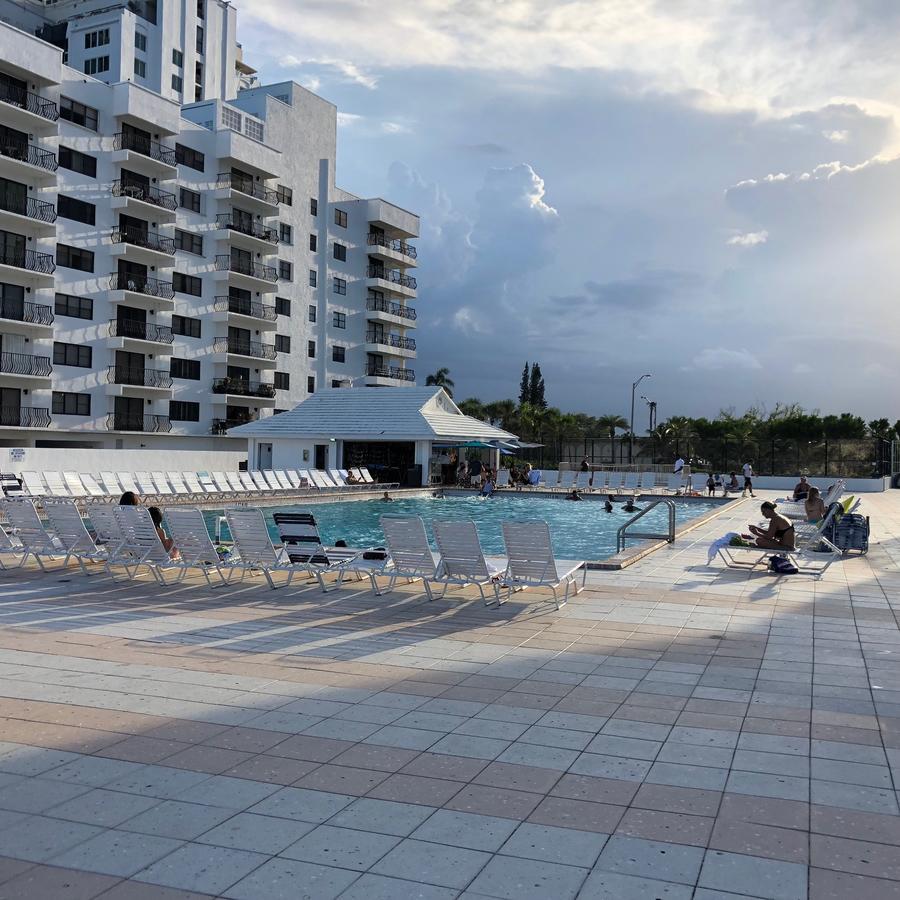 Ocean Front Studio Units Miami Beach Exteriör bild